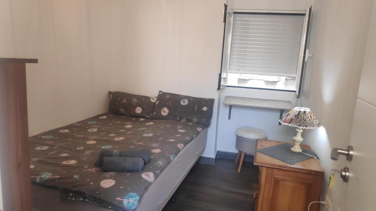 Anna'S Apartments อาลิกันเต ภายนอก รูปภาพ